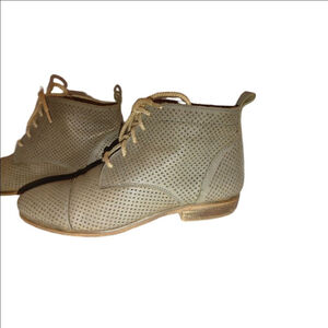 Sheridan Mia Vero Cuoio Perforated Leather Lace up Boots Size 39